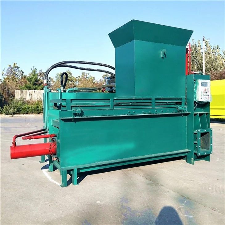 hydraulic silage baler (4)